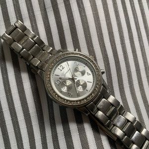 Casual women’s watch